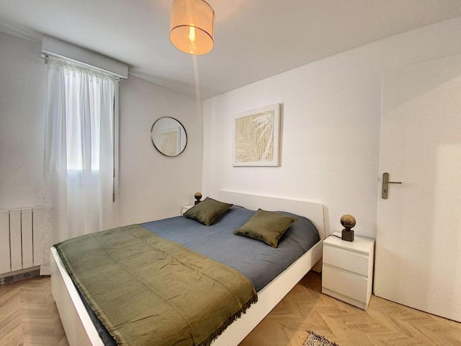Appartement Style Architecte Proche De La Plage Cannes Esterno foto